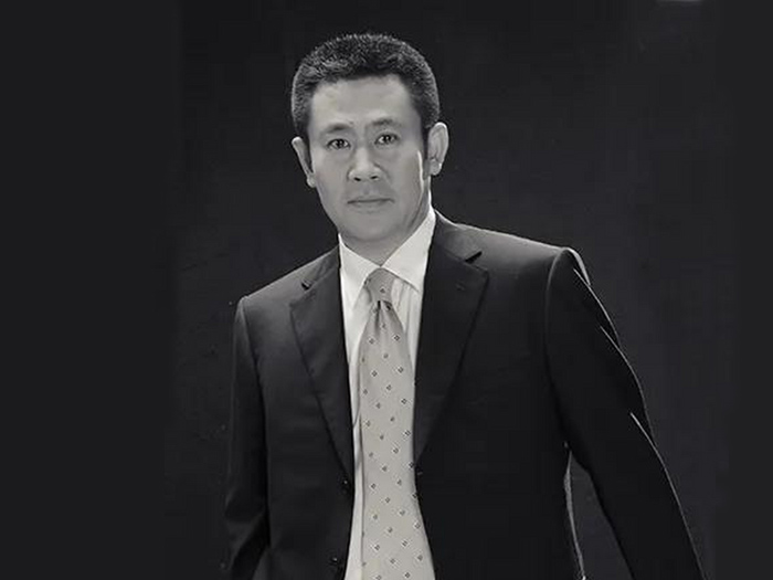 主持人赵赫 主持人赵赫